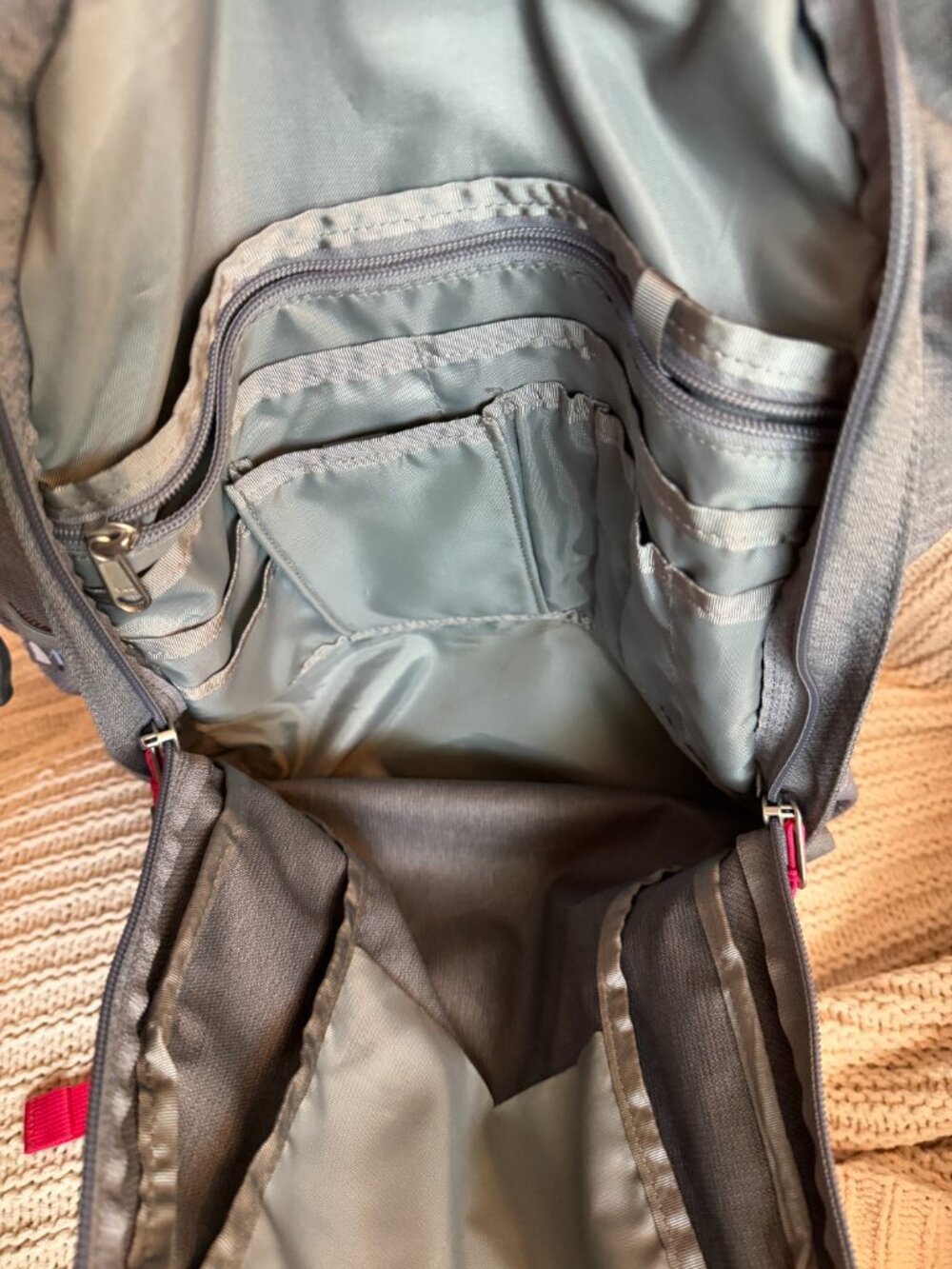 The North Face Recon Backpack Gray Pink Laptop School Travel Hiking Book Bag - Picture 9 of 10